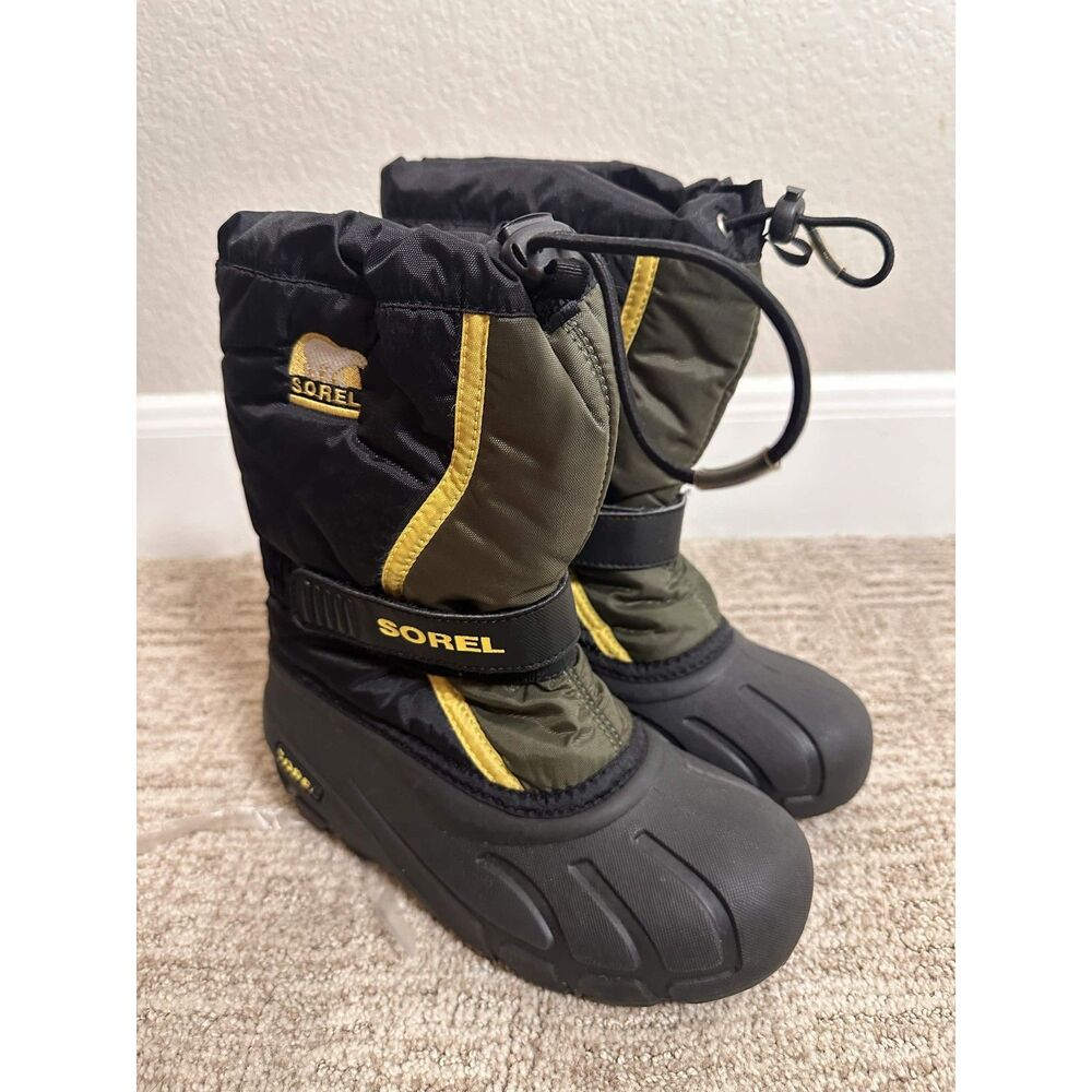 SOREL Flurry Kids Youth Snow Boots Size 3 Waterproof Black Olive Green